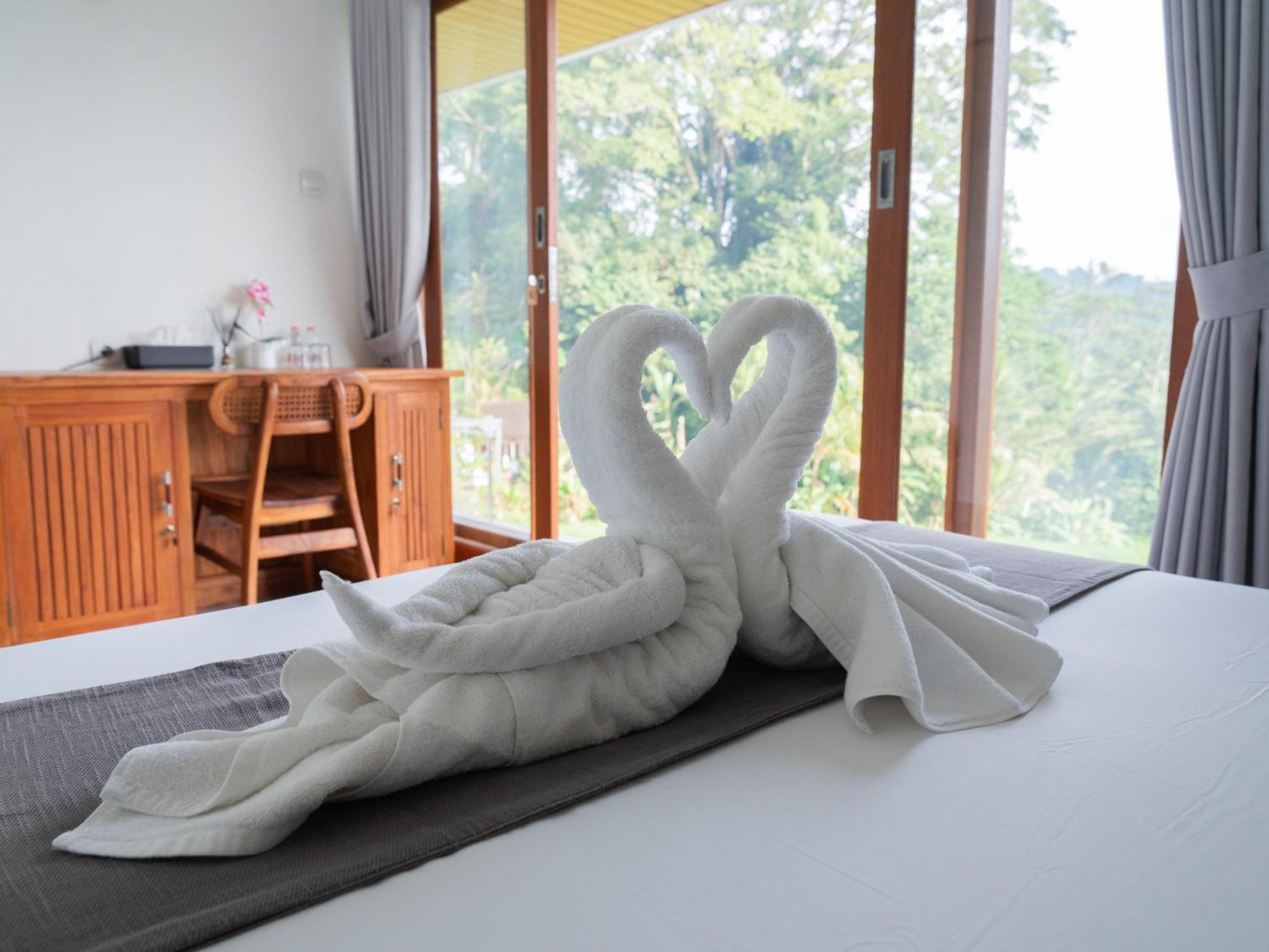 Bisbis House Iseh Village Selat Exterior foto