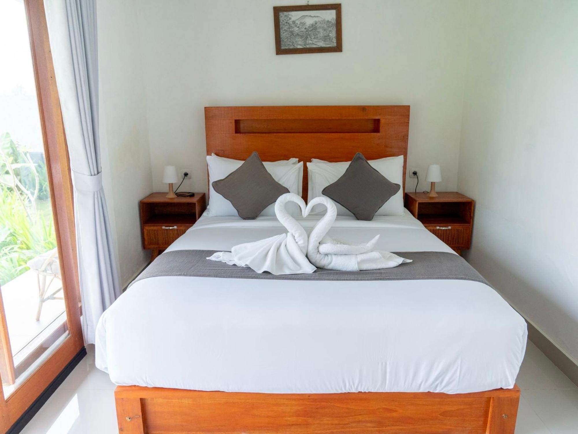 Bisbis House Iseh Village Selat Exterior foto